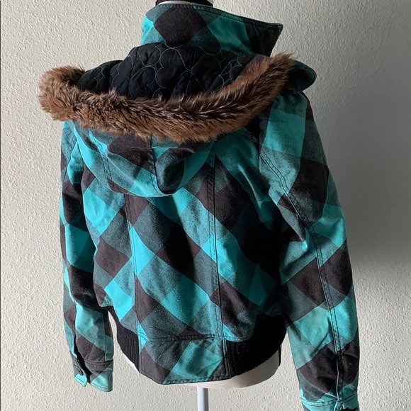 Roxy Checkered Jacket - Picture 3 of 5